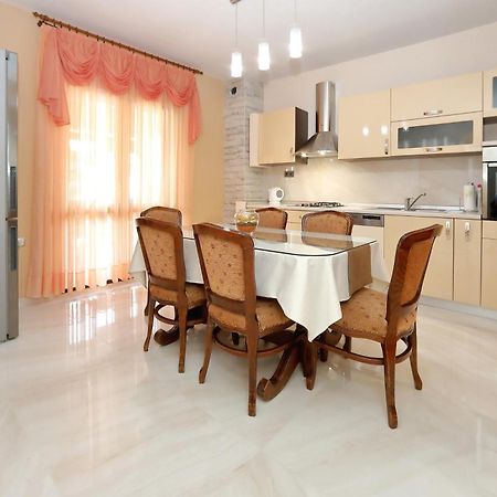 Apartment Lucijan Bibinje Chambre photo